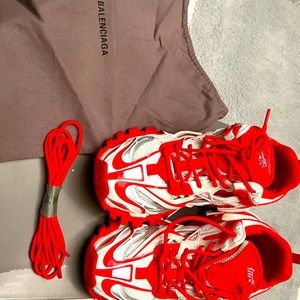 Used (worn 3 times) Balenciaga track sneaker